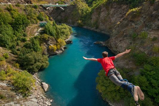 Bungy & Swing (Wave 1) Must read and follow description for booking